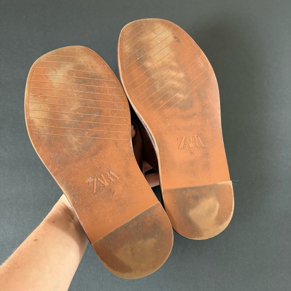 ZARA Quilted Puffy Brown Sandals Minimal Flat Crossover Open Toe 36 - Picture 4 of 6